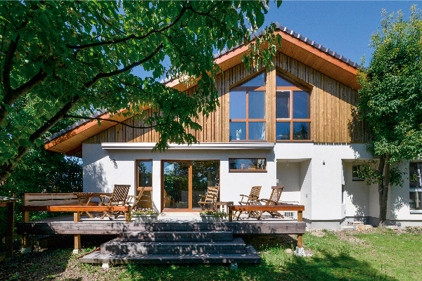 Wald Model Home in Mamejima, Nagano City: Exterior Photo - South Deck Side